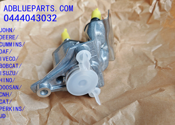 0444043032 OEM BOSCH DEF DOSING UNIT / UREA NOZZLE / DOSING MODULE 0444043032 Adblue Injector Nozzle Nozzle dosing untuk JOHN DEERE CUMMINS DAF IVECO BOBCAT ISUZU HINO DOOSAN CNH PER CATKINS UD