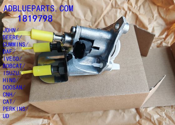 1819798 OEM BOSCH DEF DOSING UNIT / UREA NOZZLE / DOSING MODULE 1819798 Adblue Injector Nozzle Nozzle dosing untuk JOHN DEERE CUMMINS DAF IVECO BOBCAT ISUZU HINO DOOSAN CNH CAT PERKINS UD