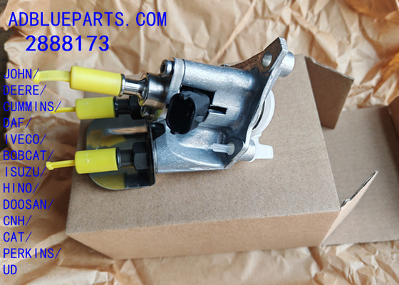 2888173 OEM BOSCH DEF DOSING UNIT / UREA NOZZLE / DOSING MODULE 2888173 Adblue Injector Nozzle Nozzle dosing untuk JOHN DEERE CUMMINS DAF IVECO BOBCAT ISUZU HINO DOOSAN CNH CAT PERKINS UD