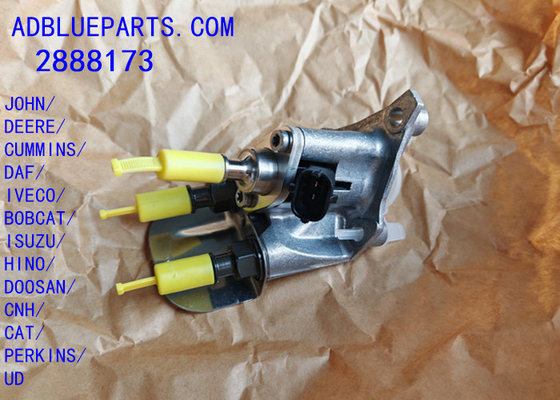2888173 OEM BOSCH DEF DOSING UNIT / UREA NOZZLE / DOSING MODULE 2888173 Adblue Injector Nozzle Nozzle dosing untuk JOHN DEERE CUMMINS DAF IVECO BOBCAT ISUZU HINO DOOSAN CNH CAT PERKINS UD