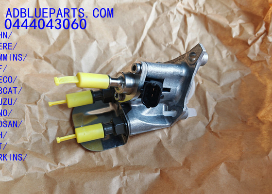 0444043060 OEM BOSCH DEF DOSING UNIT / UREA NOZZLE / DOSING MODULE 0444043060 Adblue Injector Nozzle Nozzle dosing untuk JOHN DEERE CUMMINS DAF IVECO BOBCAT ISUZU HINO DOOSAN CNH PER CATKINS UD