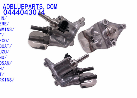 0444043074 OEM BOSCH DEF Dosing UNIT / UREA NOZZLE / Dosing MODULE 0444043074 Adblue Injector Nozzle Nozzle dosing untuk JOHN DEERE CUMMINS DAF IVECO BOBCAT ISUZU HINO DOOSAN CNH PER CATKINS UD