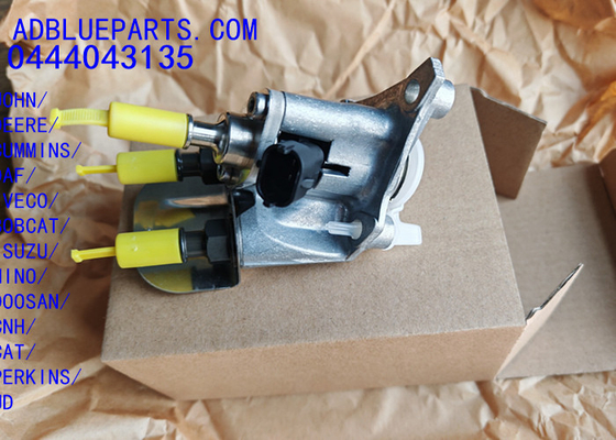 0444043135 OEM BOSCH DEF Dosing UNIT / UREA NOZZLE / Dosing MODULE 0444043135 Adblue Injector Nozzle Dosing nozzle untuk JOHN DEERE CUMMINS DAF IVECO BOBCAT ISUZU HINO DOOSAN CNH PER CATKINS UD